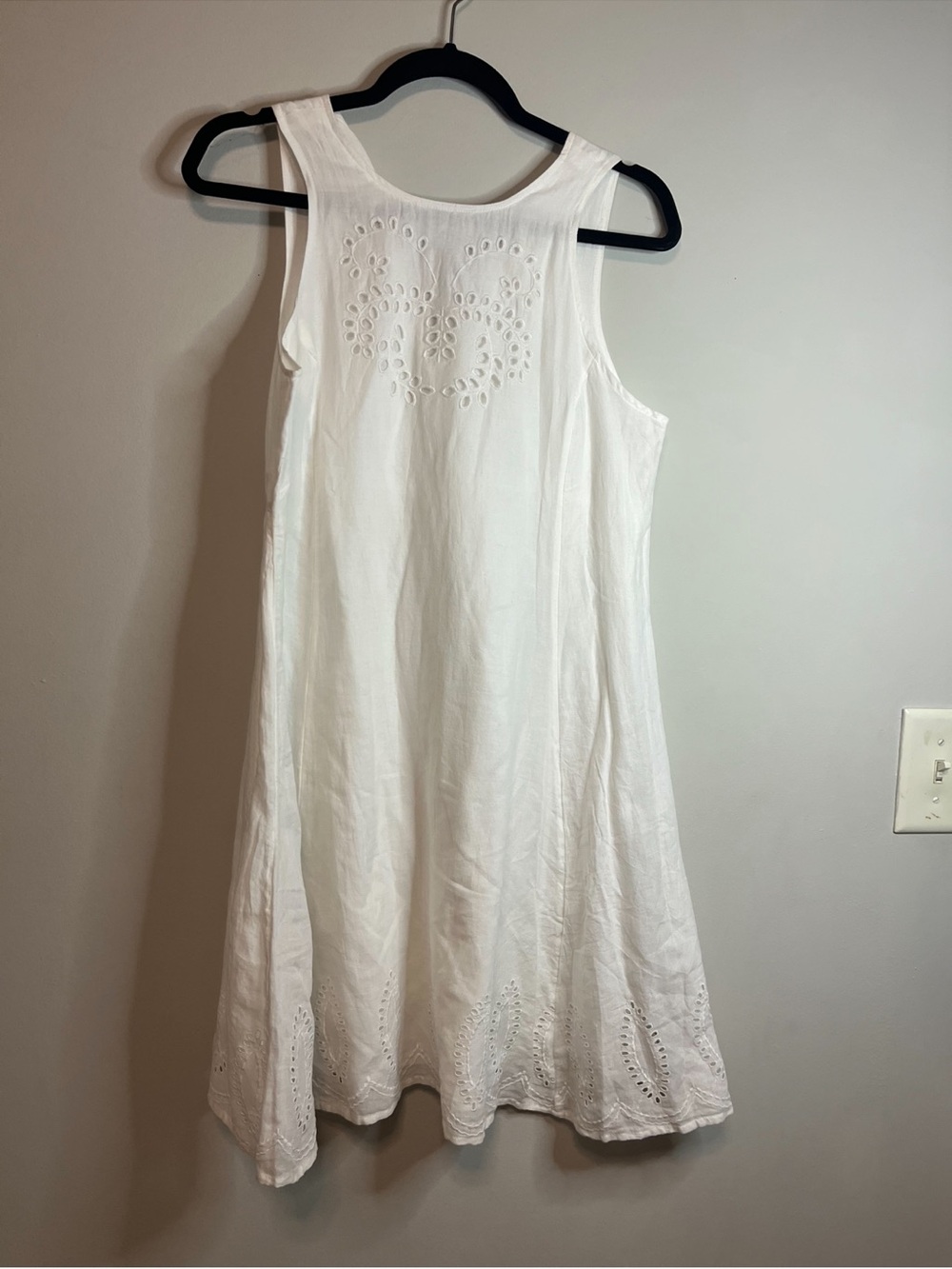 Old navy White Sleeveless Eyelet Summer Dress small